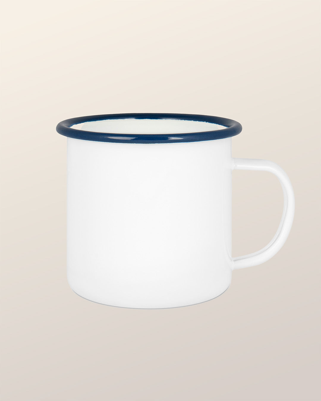 Tasse en émail
