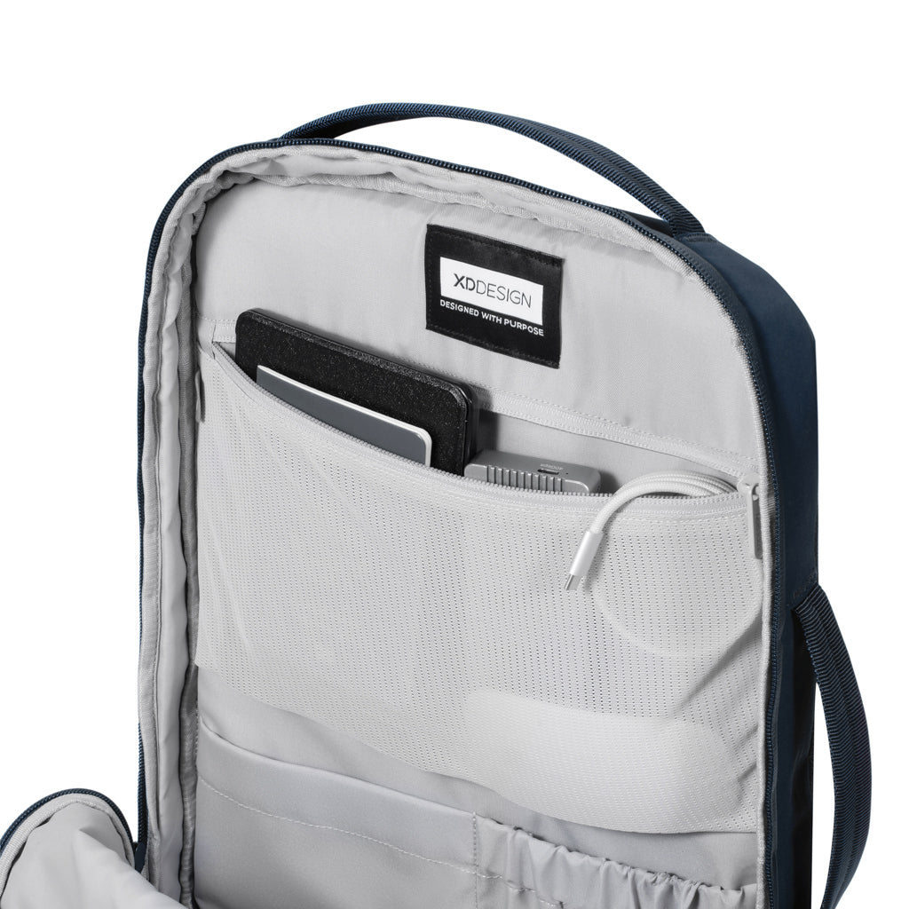 Bobby Air Backpack